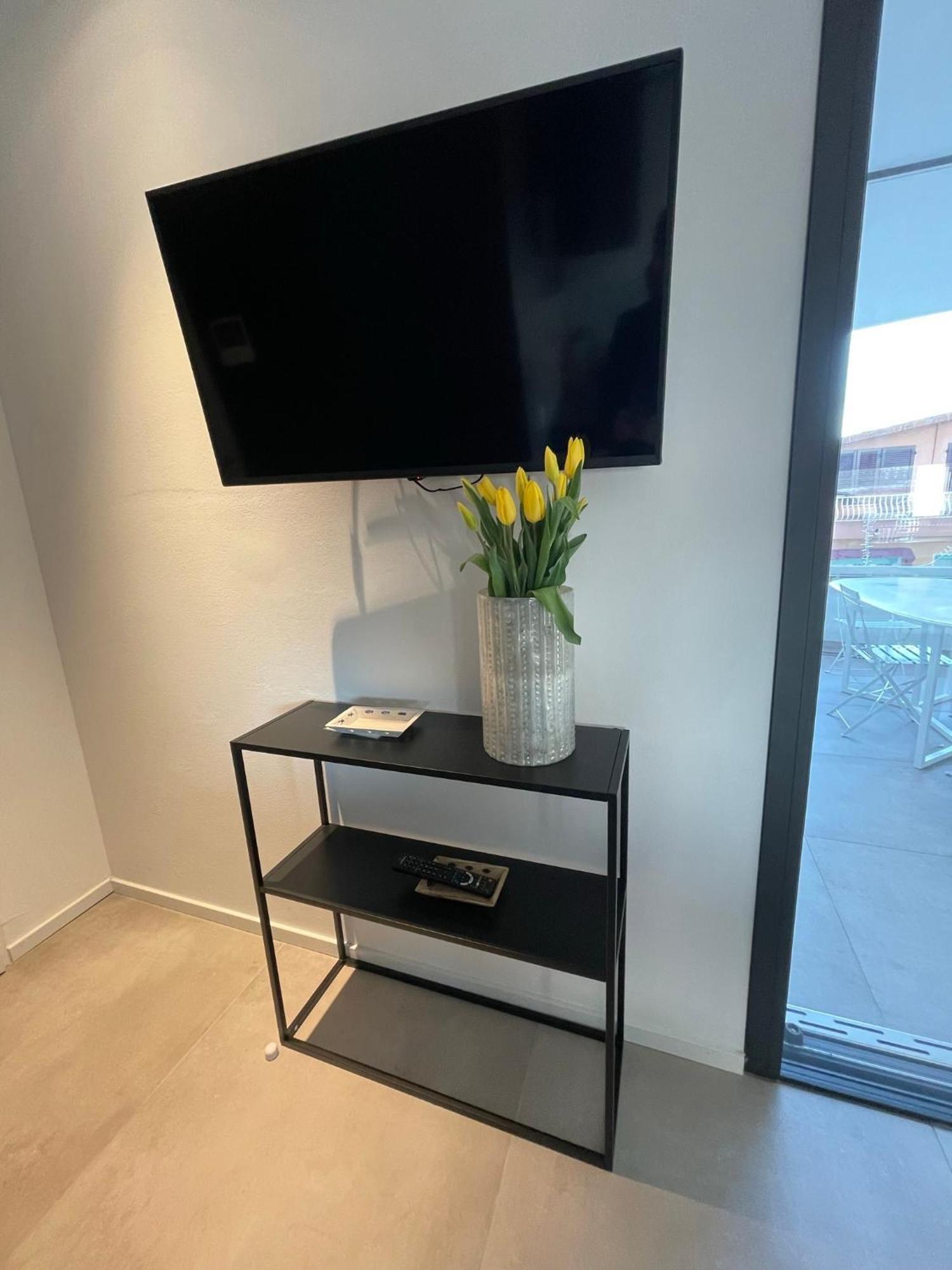 La Torre Del Porto Apartment Riccione Bagian luar foto